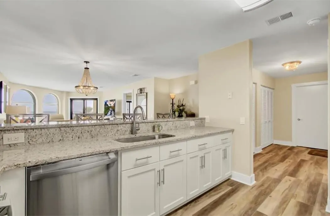 117 Seascape By Avantstay Oceanfront Breathtaking Views Communal Swimming Pool Isle of Palms