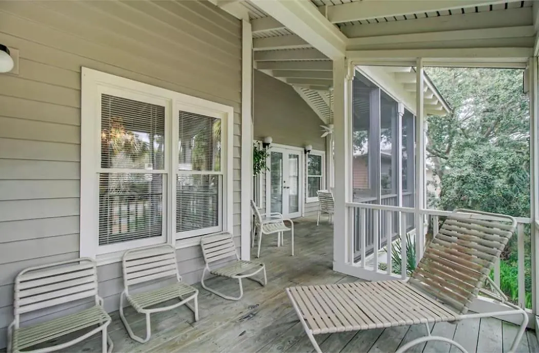 85 Grand Pavilion By Avantstay Walk To The Spacious Porch Isle of Palms