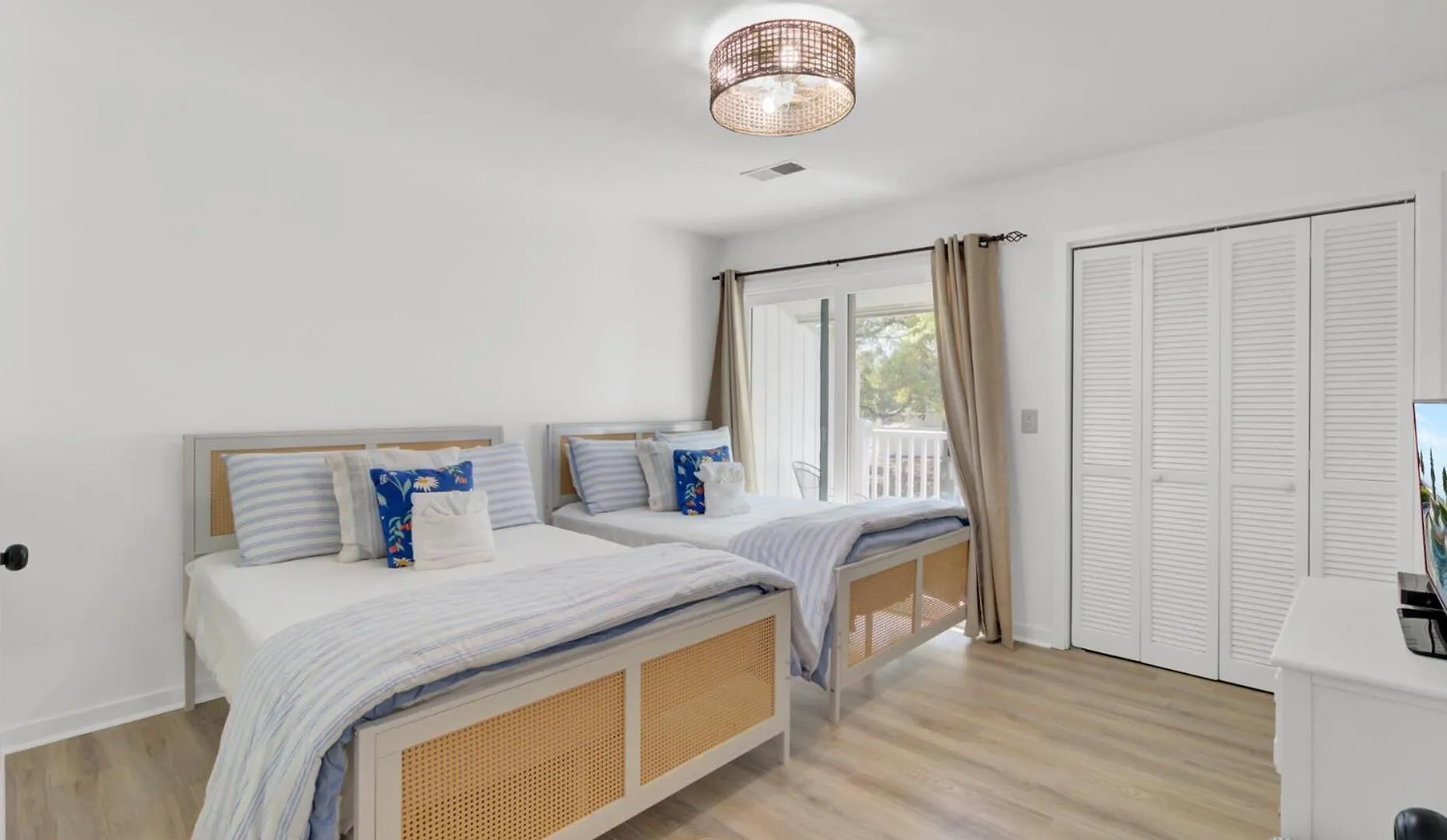 Racquet Club 36 By Wild Dunes, In Core Holiday home *