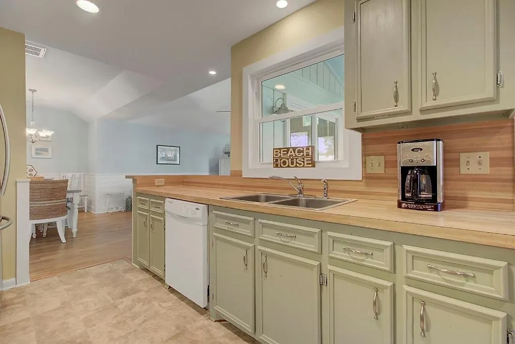 Holiday home Village 10 By Wild Dunes, With Amenities